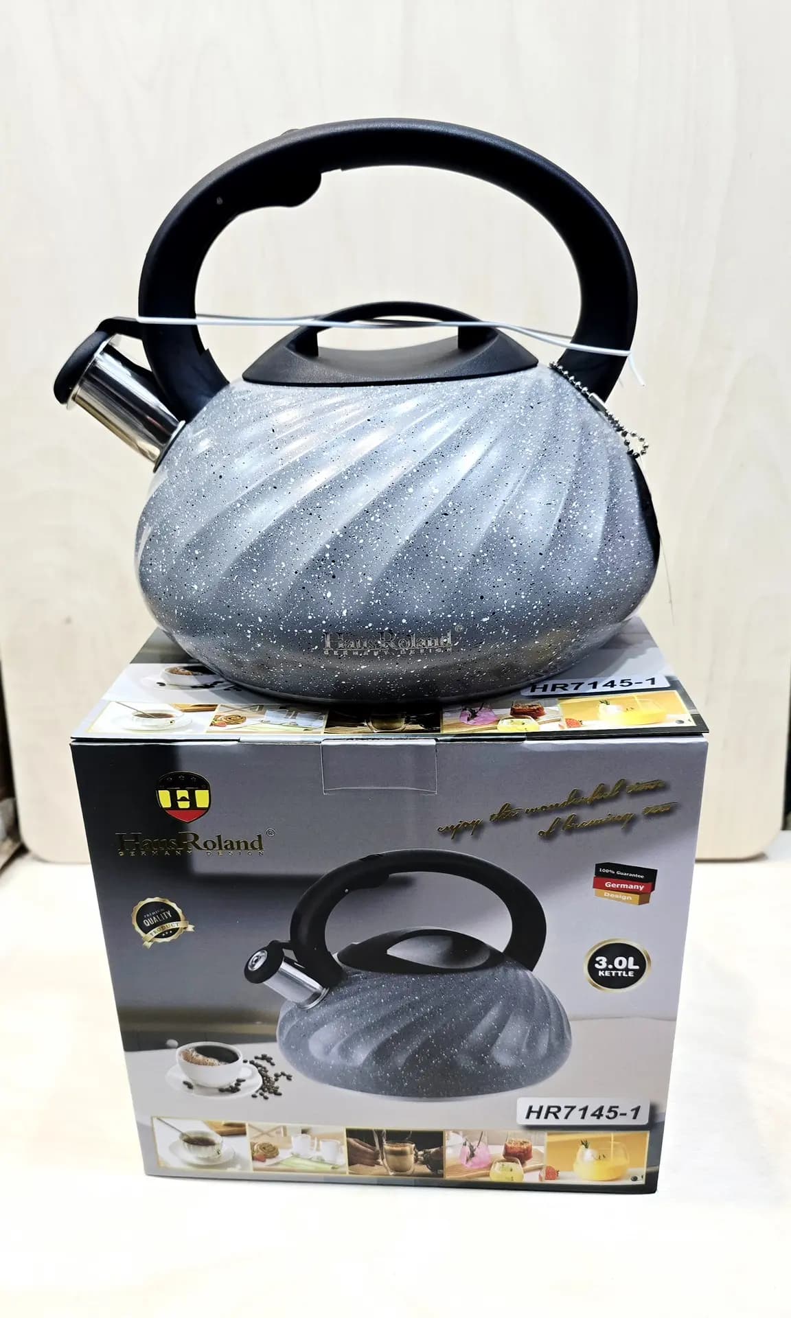 Чайник 3.0л из нержавеющей стали со свистком HousRoland, HR7145-1