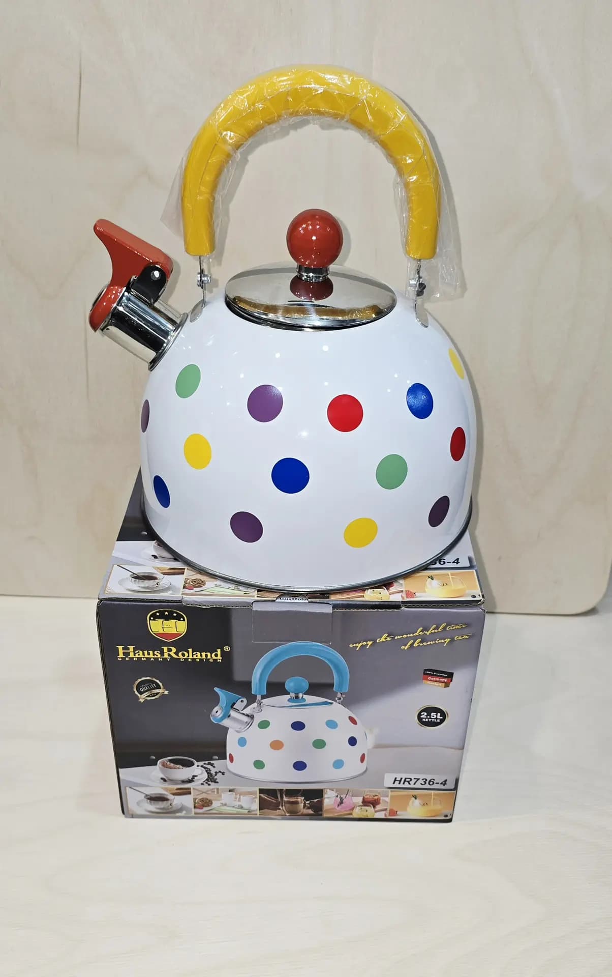 Чайник 2.5л из нержавеющей стали со свистком HousRoland.HR736-4